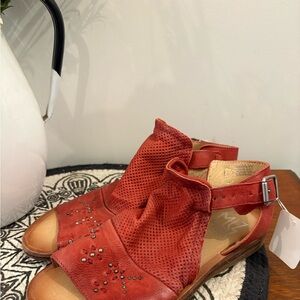 Miz Mooz Fifi Scarlet Red Leather Sandals Size 38/8